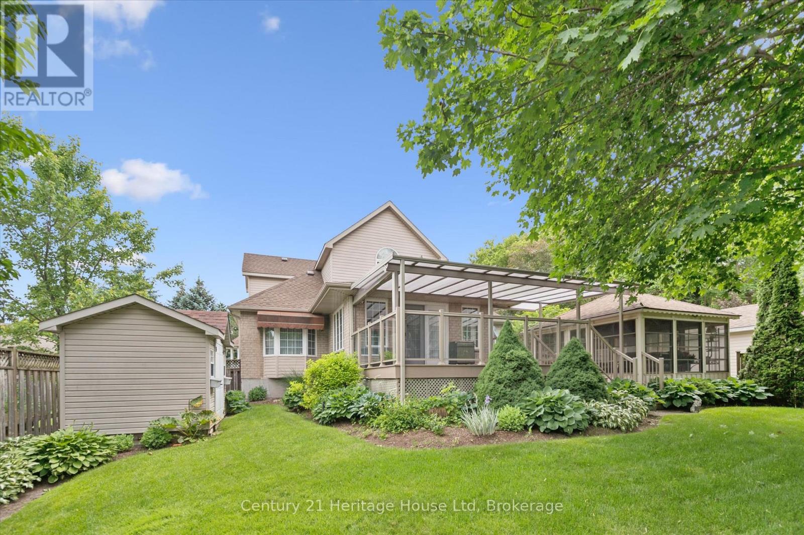 545 ATHOL STREET - 35