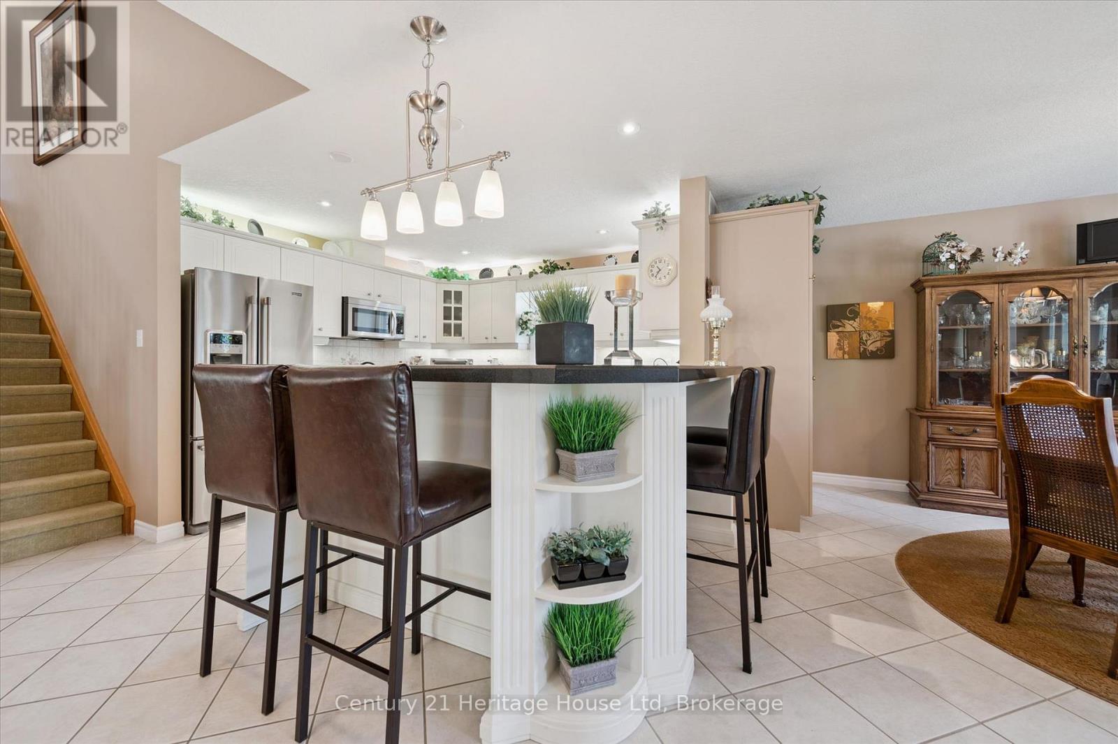 545 ATHOL STREET - 5