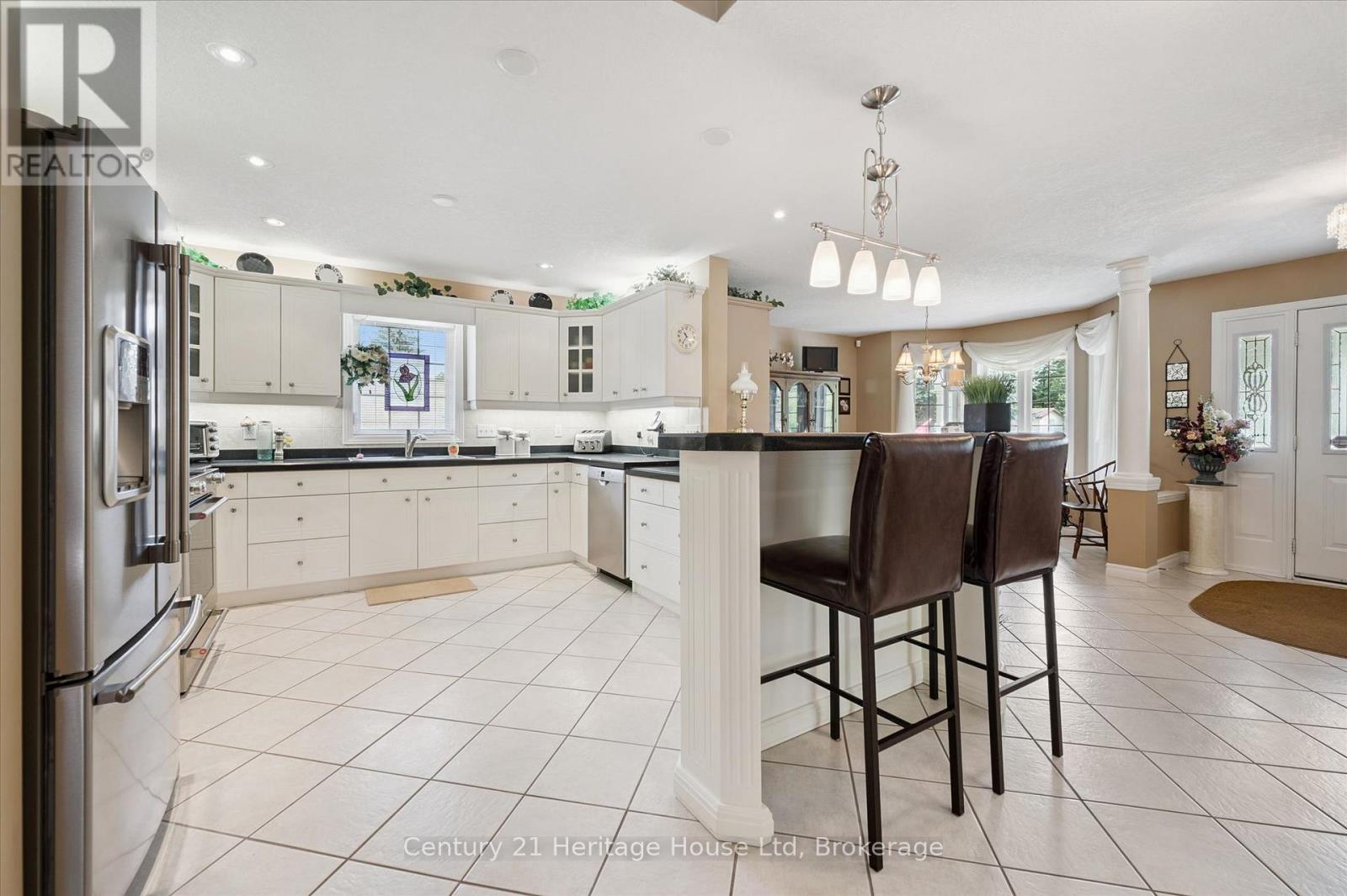545 ATHOL STREET - 6