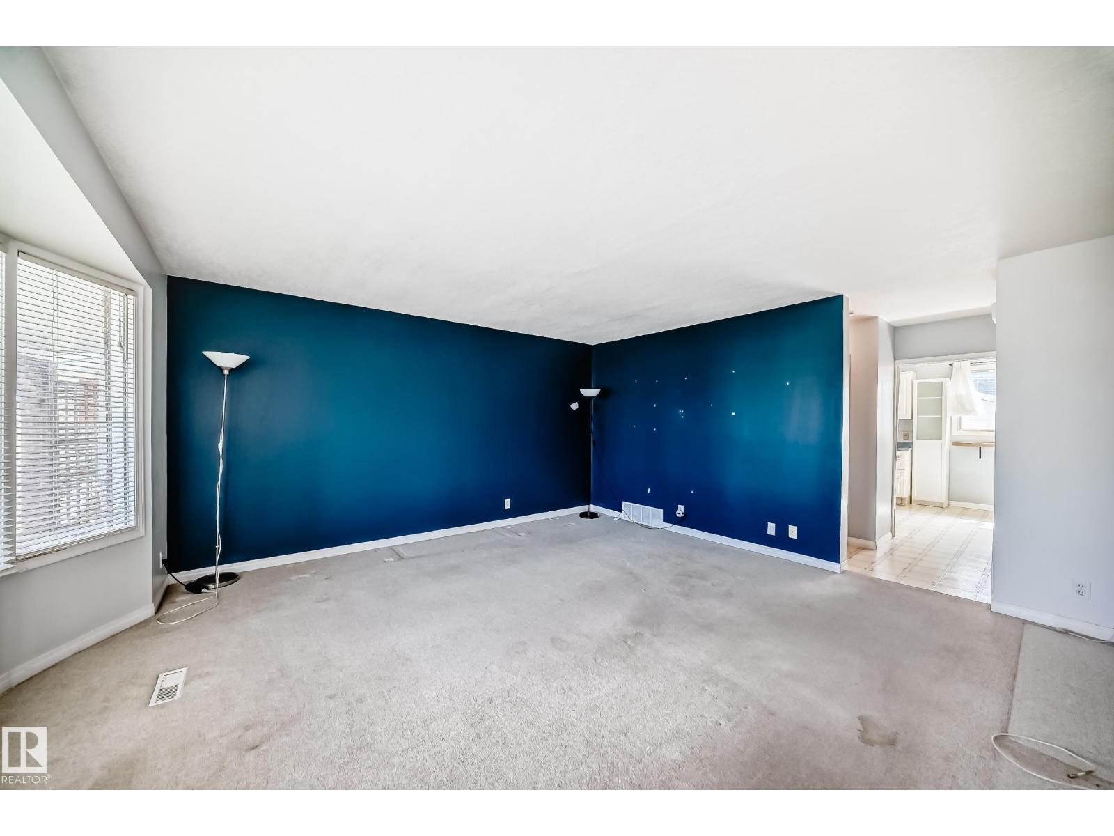 7317 83 AV NW — photo 11