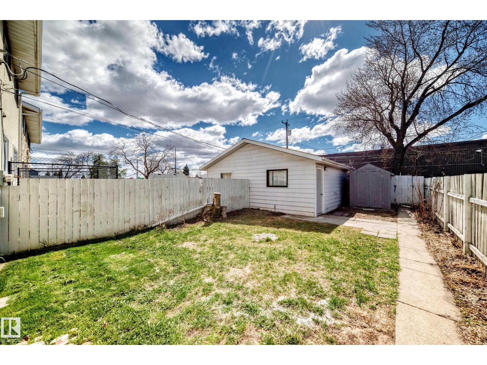 7317 83 AV NW — photo 28