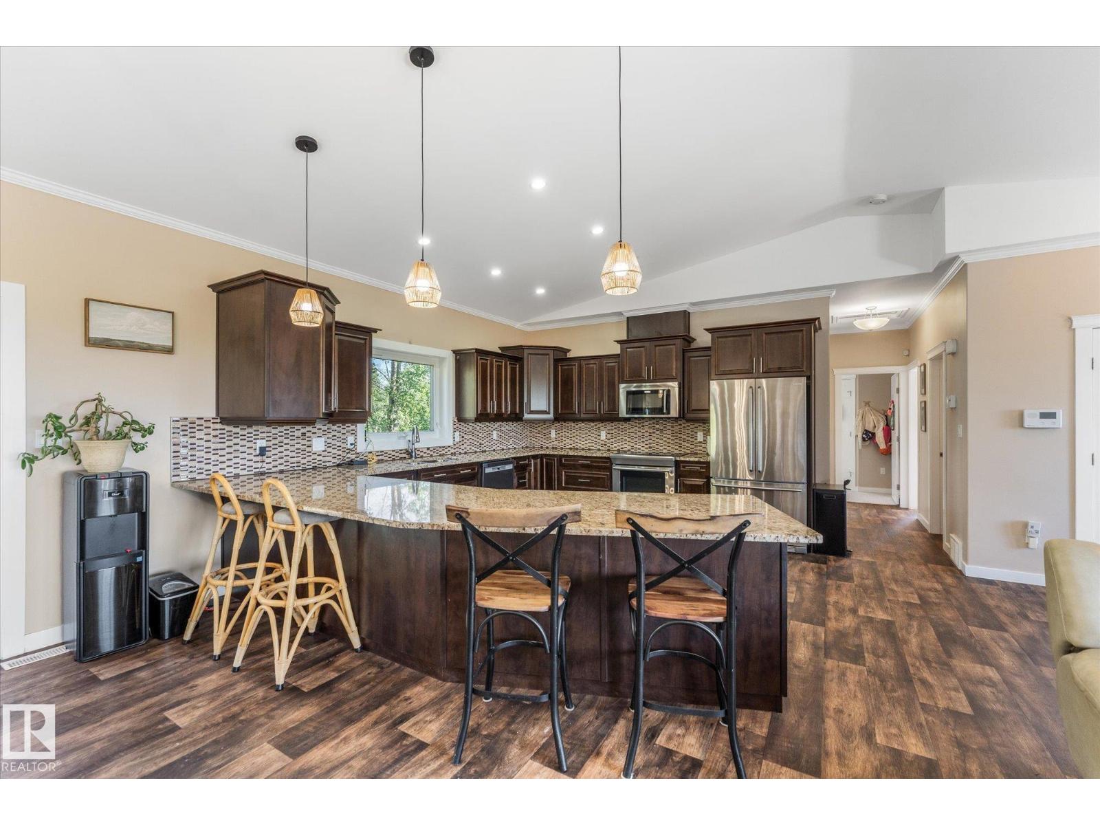 56307 RGE ROAD 254 - 17