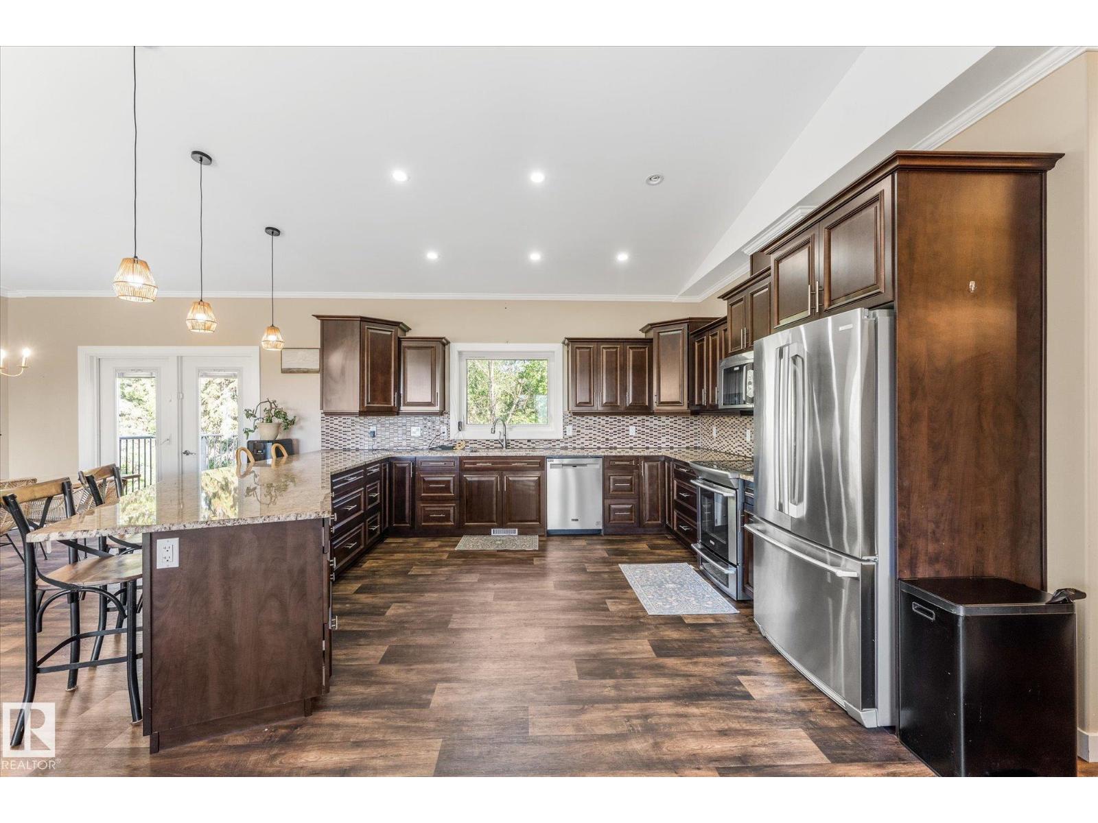56307 RGE ROAD 254 - 19