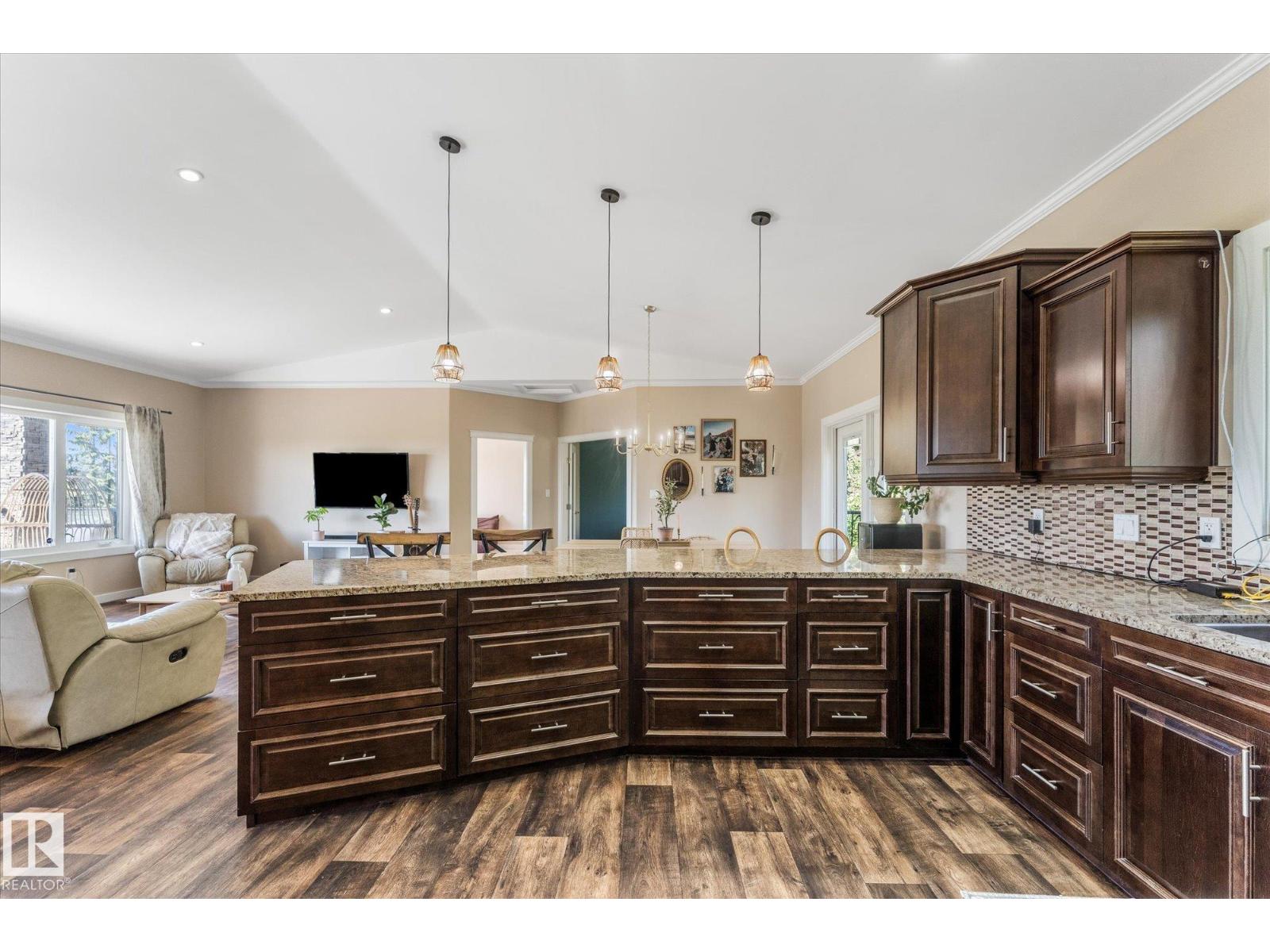 56307 RGE ROAD 254 - 22