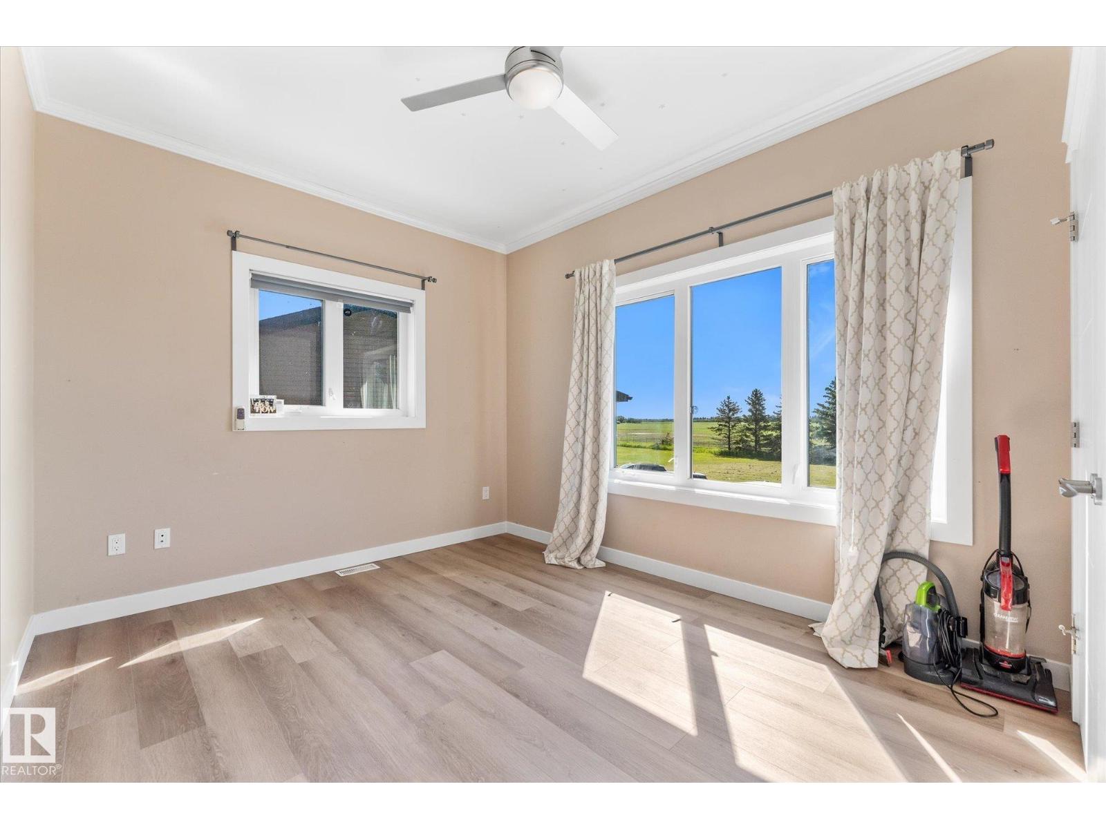 56307 RGE ROAD 254 - 30