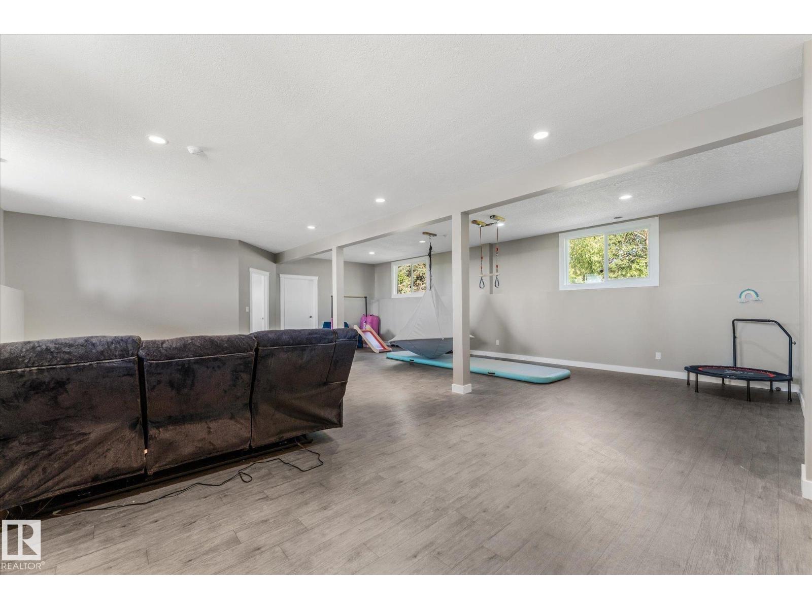 56307 RGE ROAD 254 - 36
