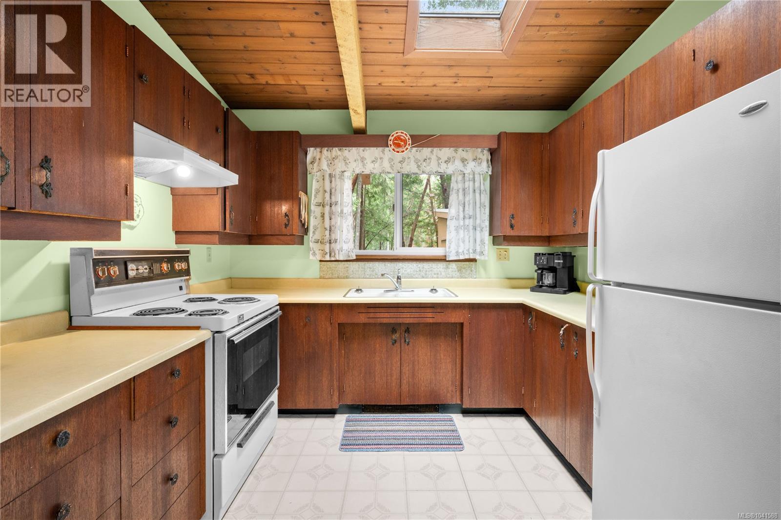 721 Noowick Rd - 11