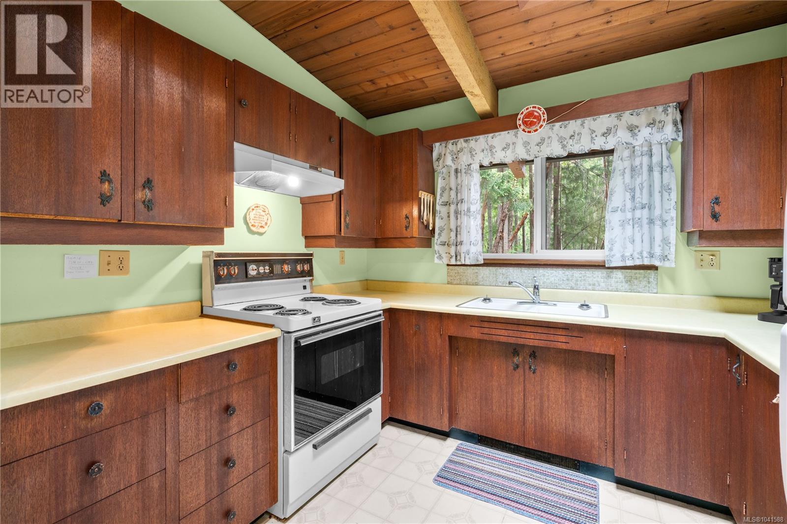 721 Noowick Rd - 12