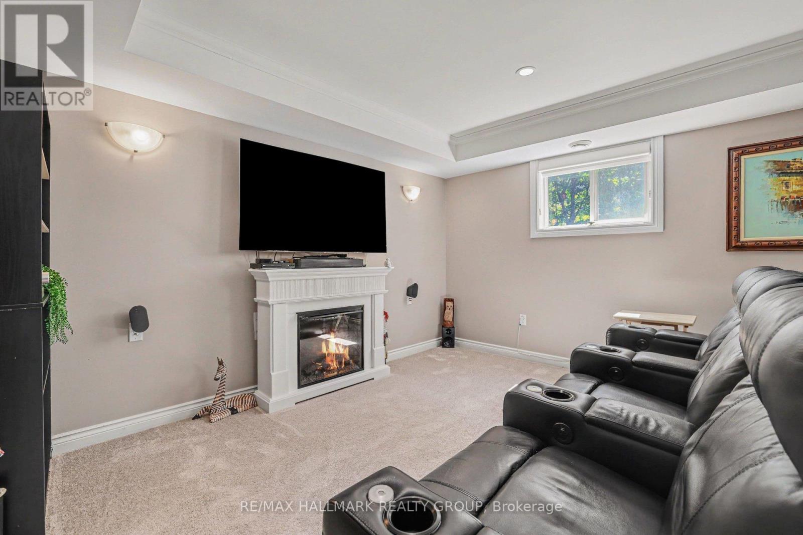 184 CHARMONT WAY - 36