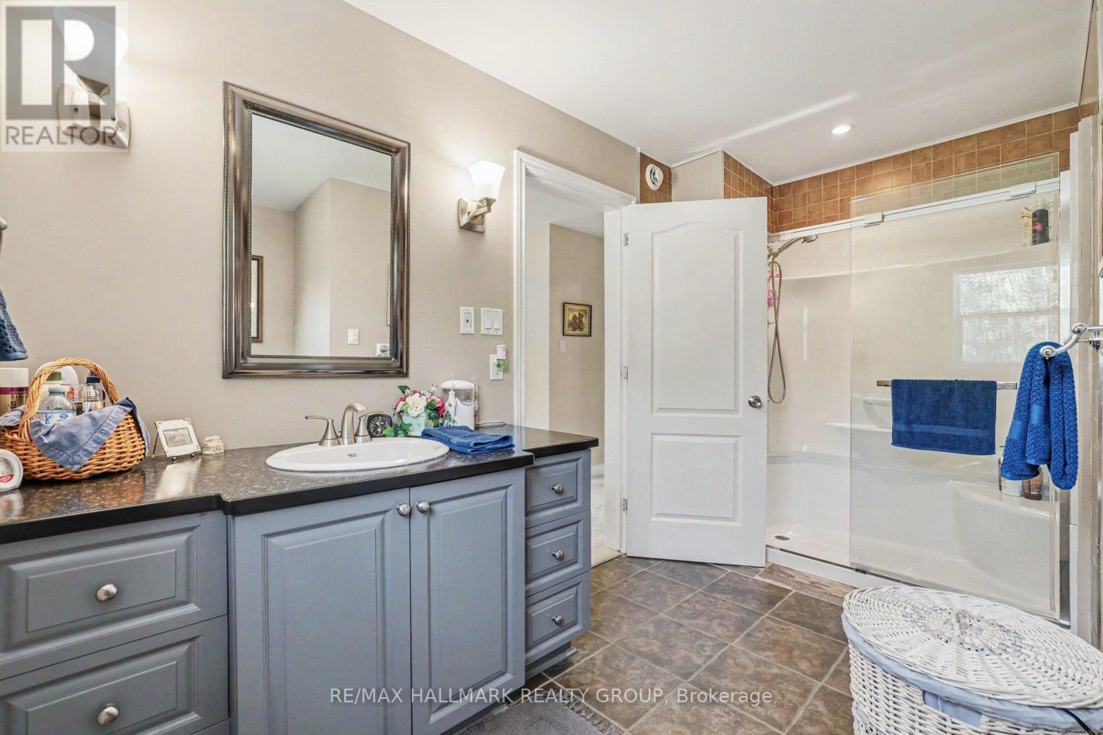 184 CHARMONT WAY - 27