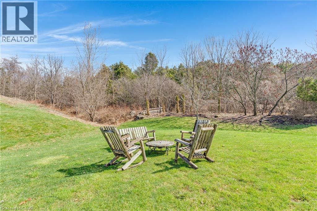 228 GLENARIFF Drive - 43