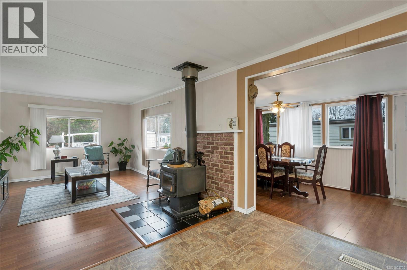 #81 951 Homewood Rd - 4