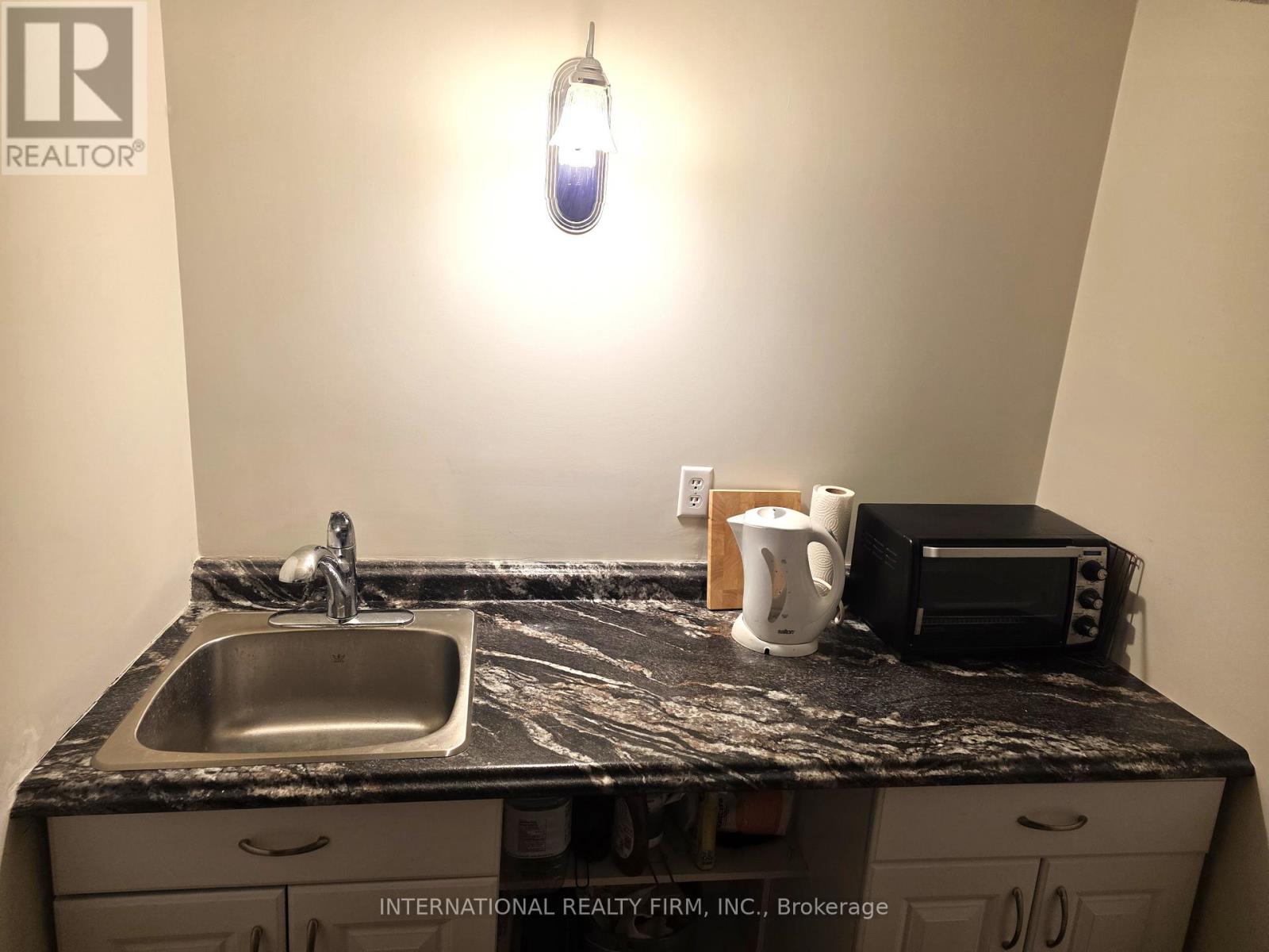132 ESTHER DRIVE - 25