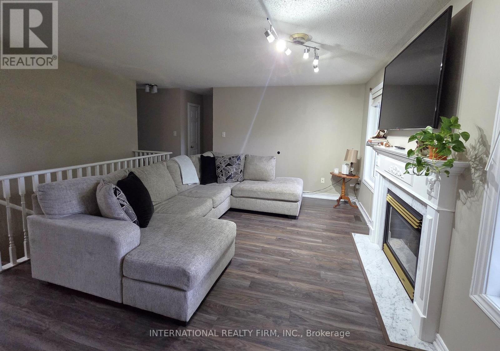132 ESTHER DRIVE - 9