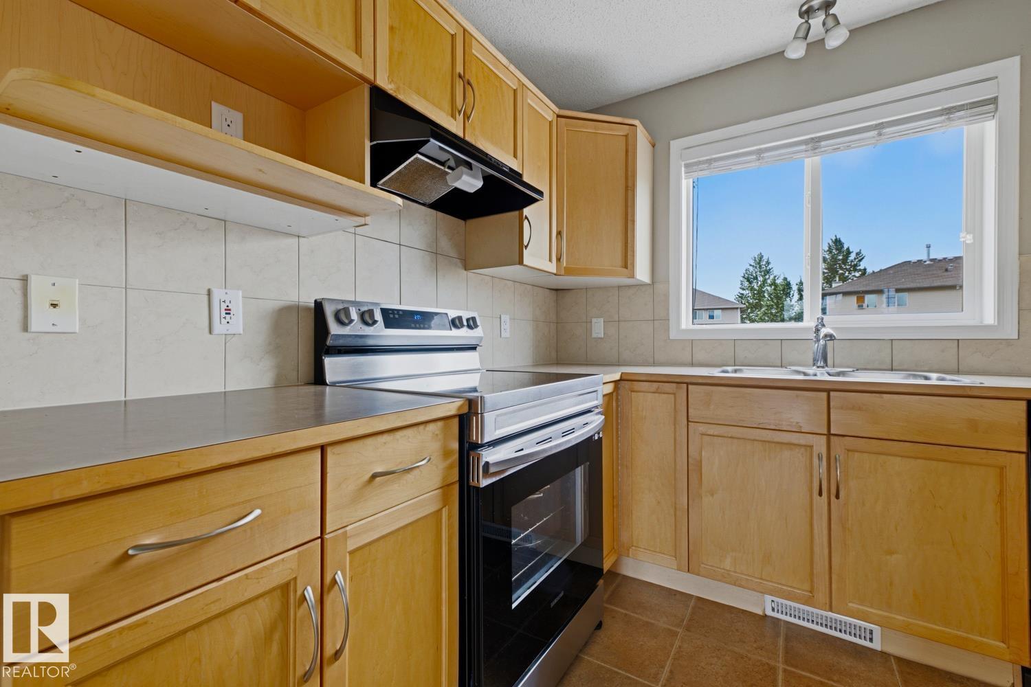 207 SOUTHWICK WAY - 13