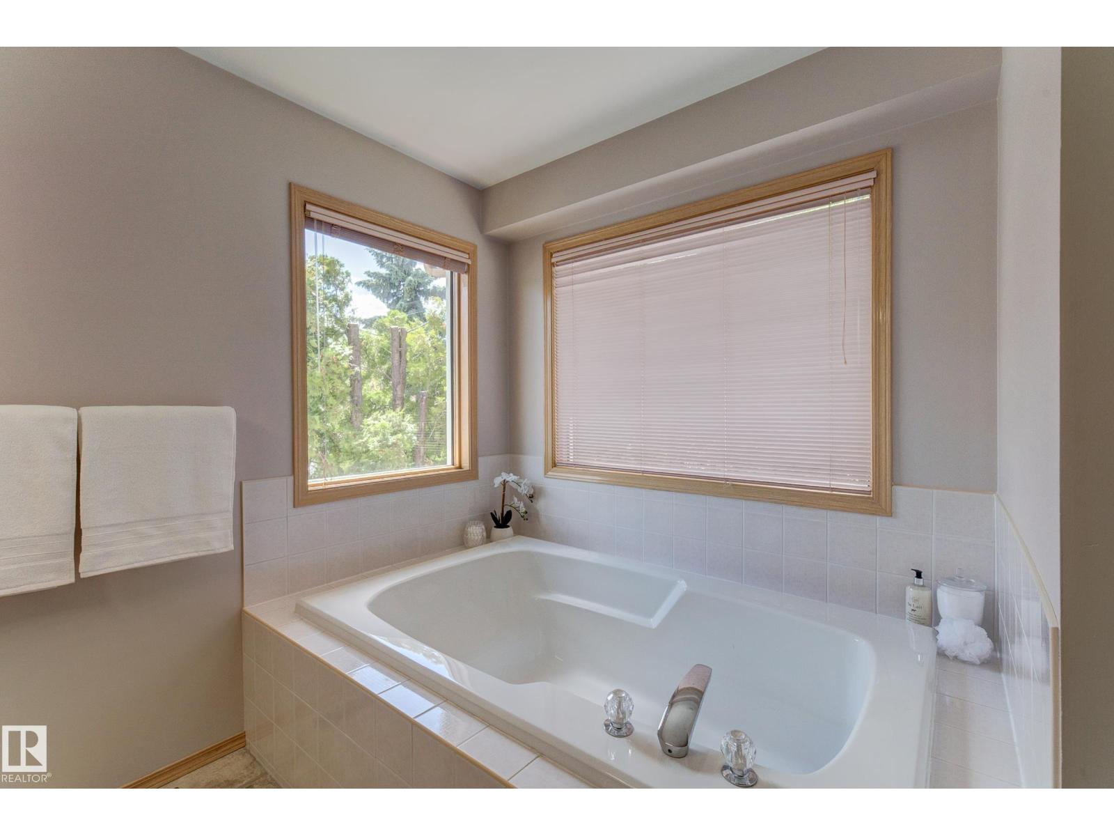 1108 112A ST NW — photo 40