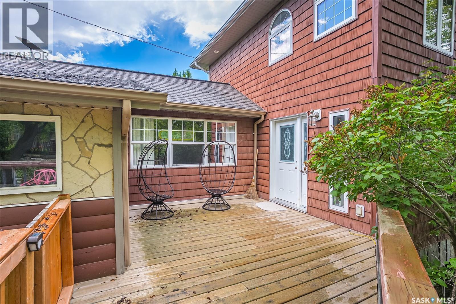 215 Regina STREET - 18