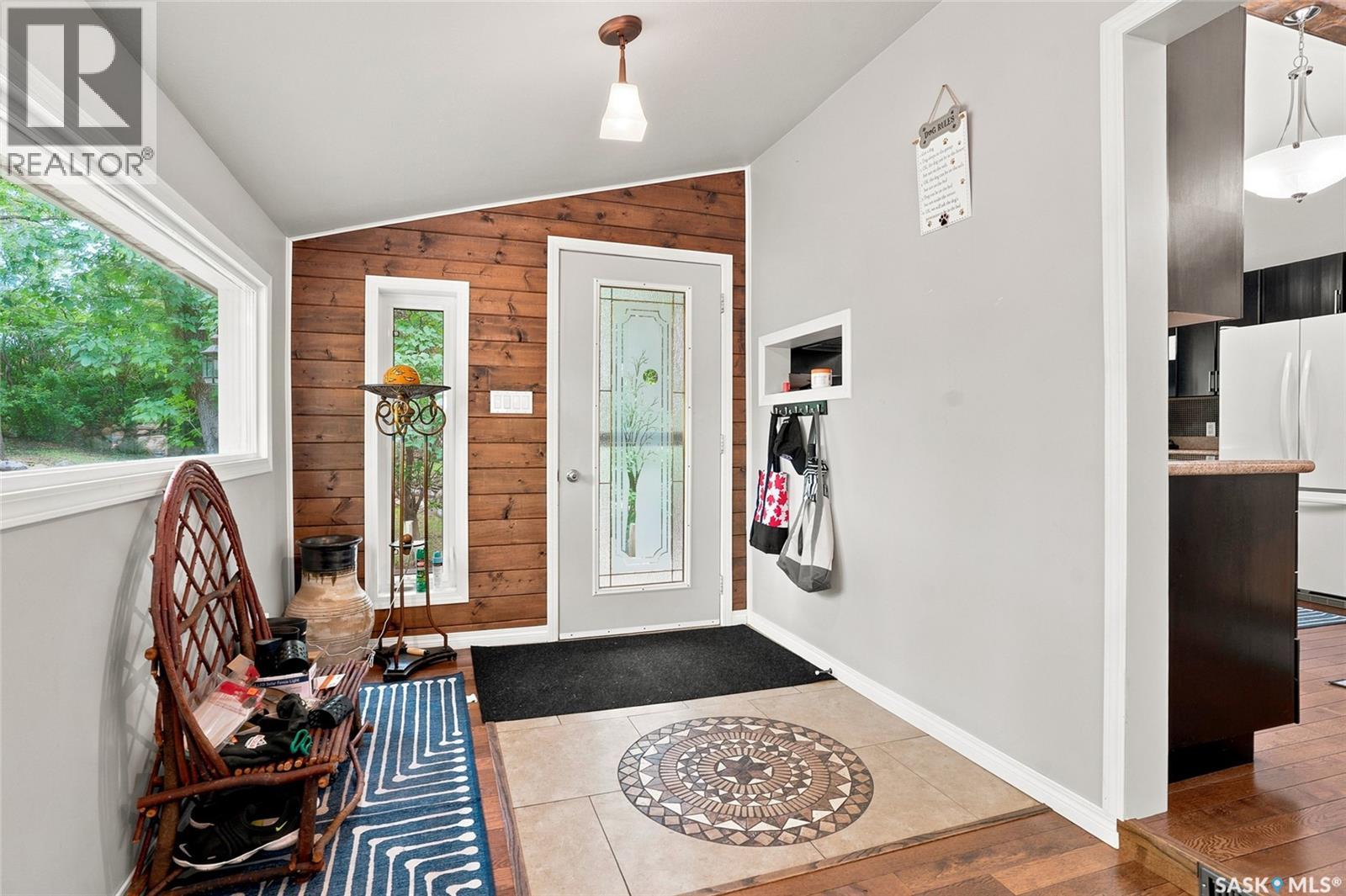 215 Regina STREET - 29