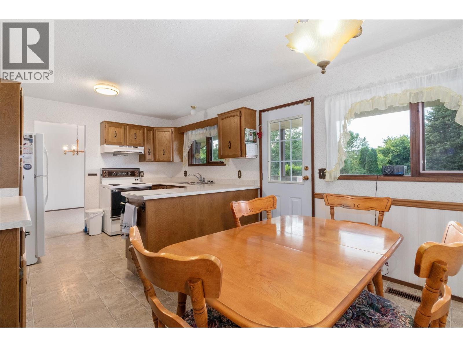1090 Houghton Road - 16