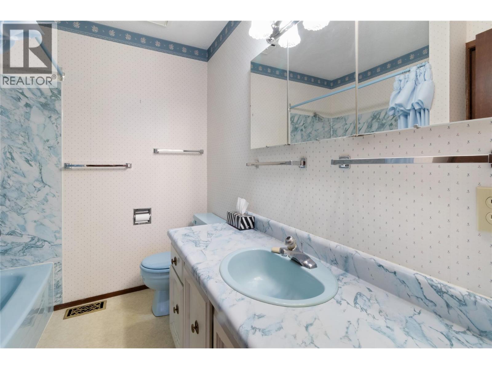 1090 Houghton Road - 17