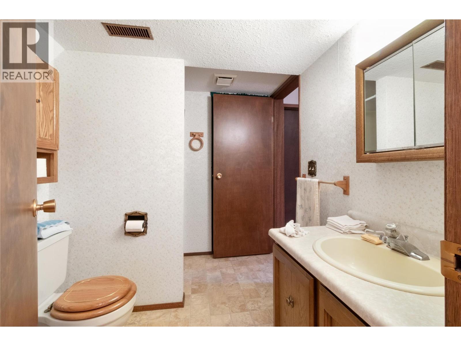 1090 Houghton Road - 24