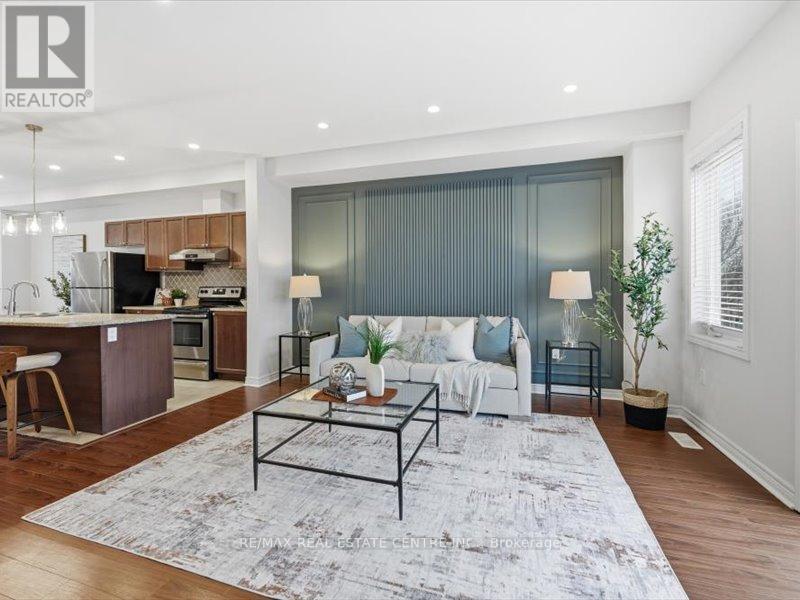 #9 122 DUNDAS STREET E - 12