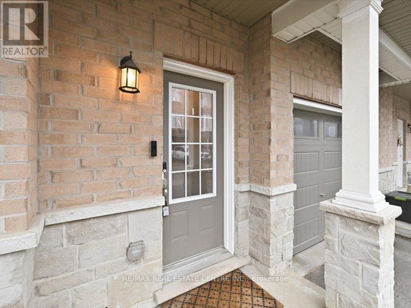 #9 122 DUNDAS STREET E - 3