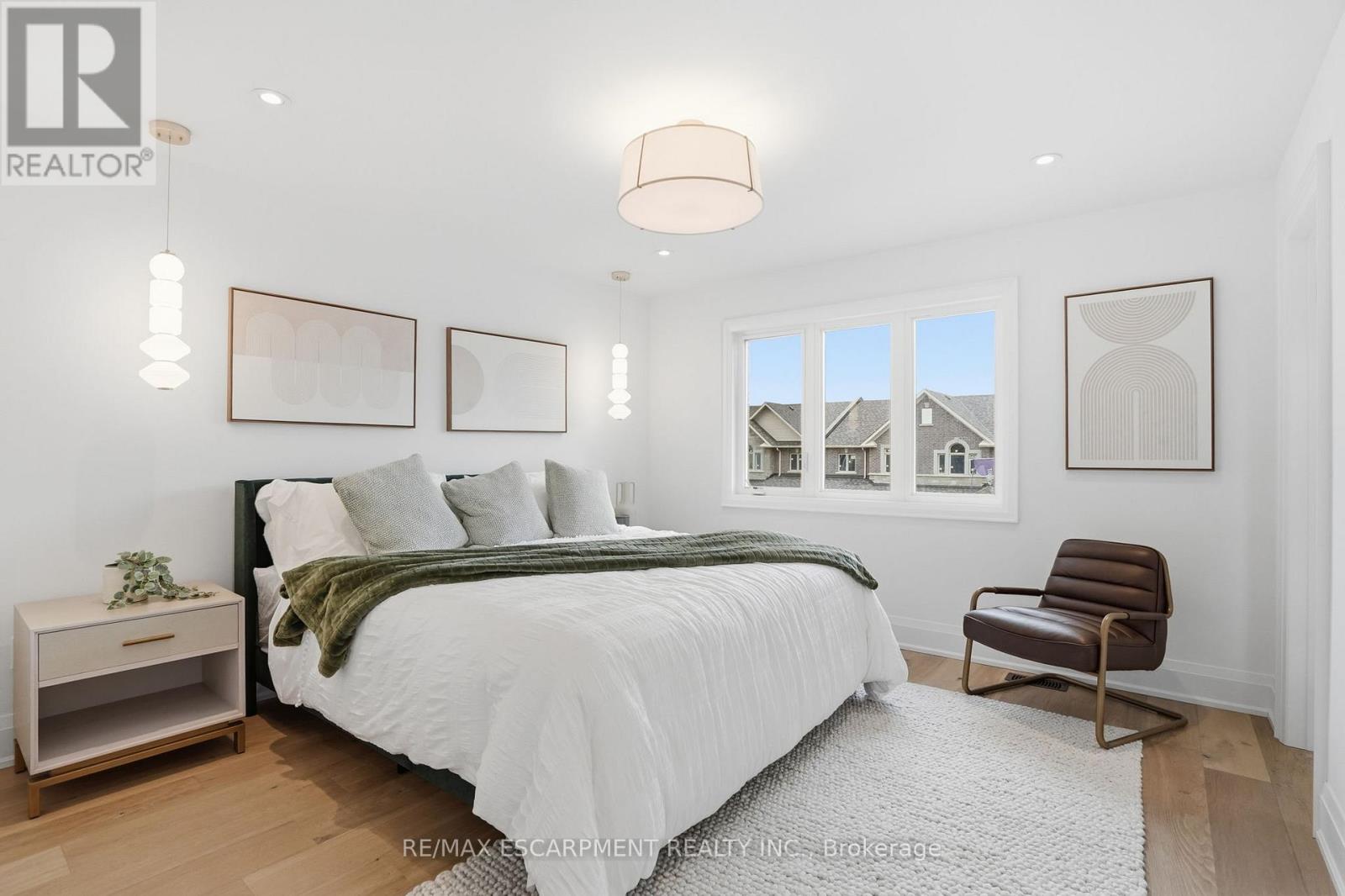 25 RAINEY DRIVE - 18