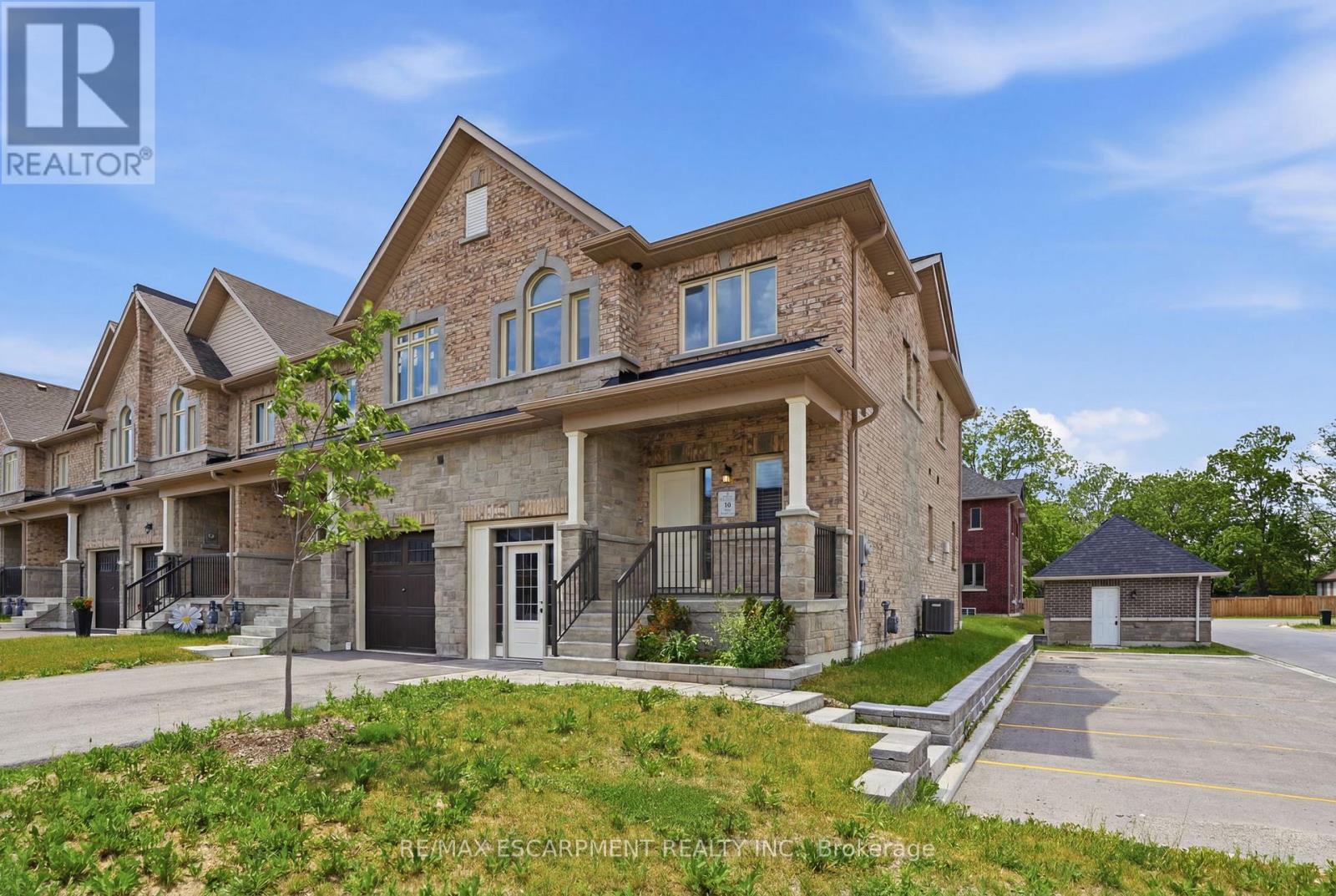 25 RAINEY DRIVE - 2