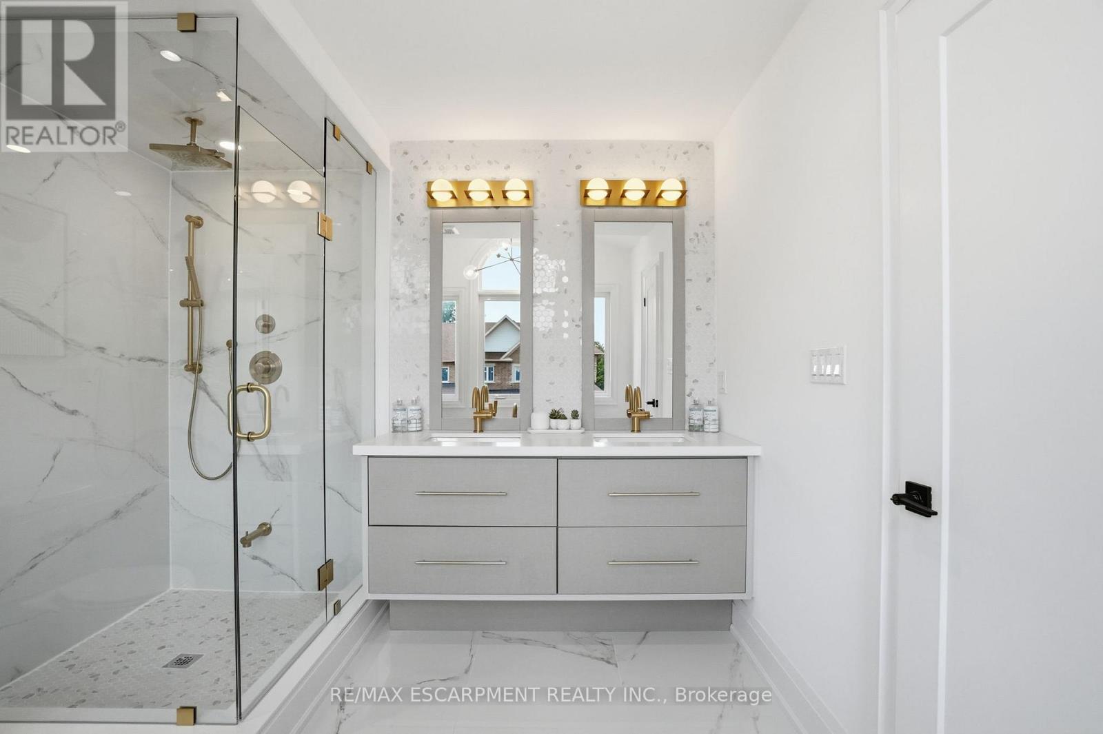 25 RAINEY DRIVE - 22