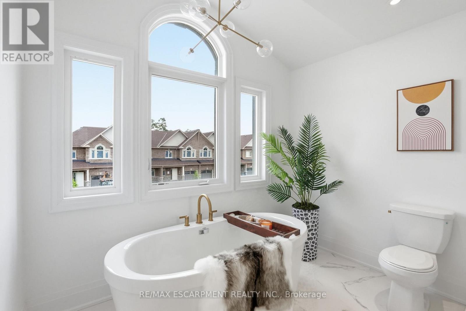 25 RAINEY DRIVE - 23