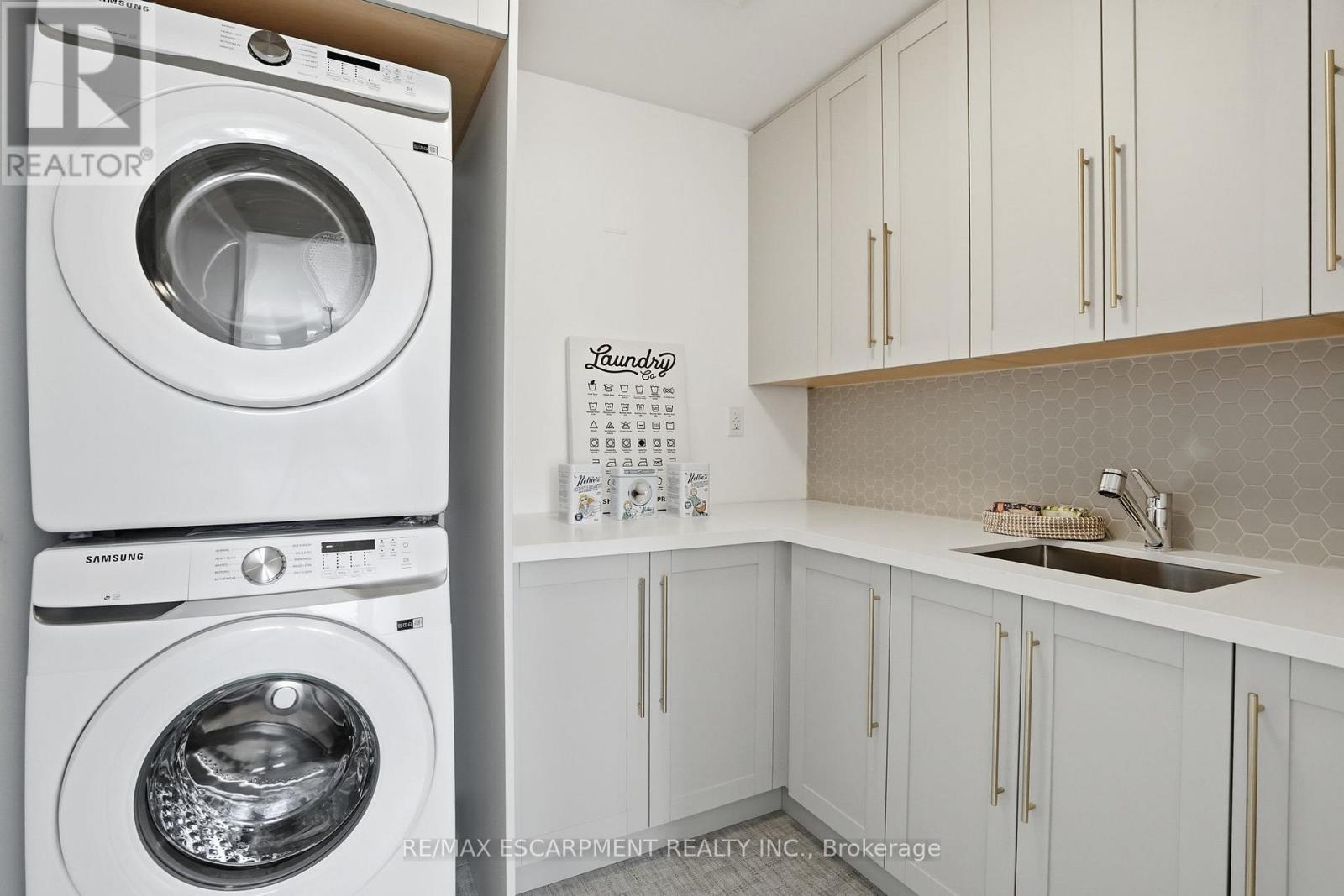 25 RAINEY DRIVE - 26