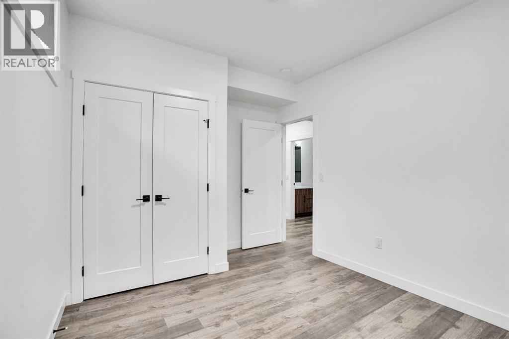 1200 Iron Landing Way - 24
