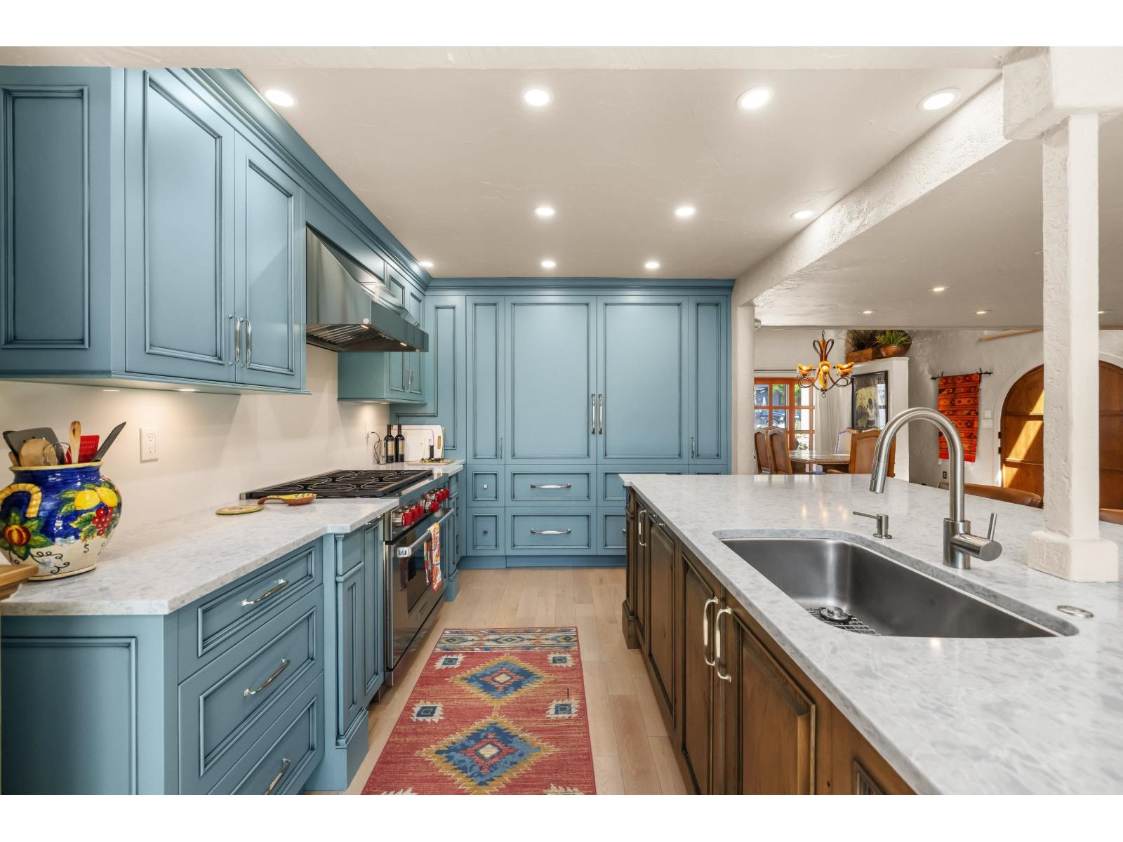 3080 MCBRIDE AVENUE, Surrey