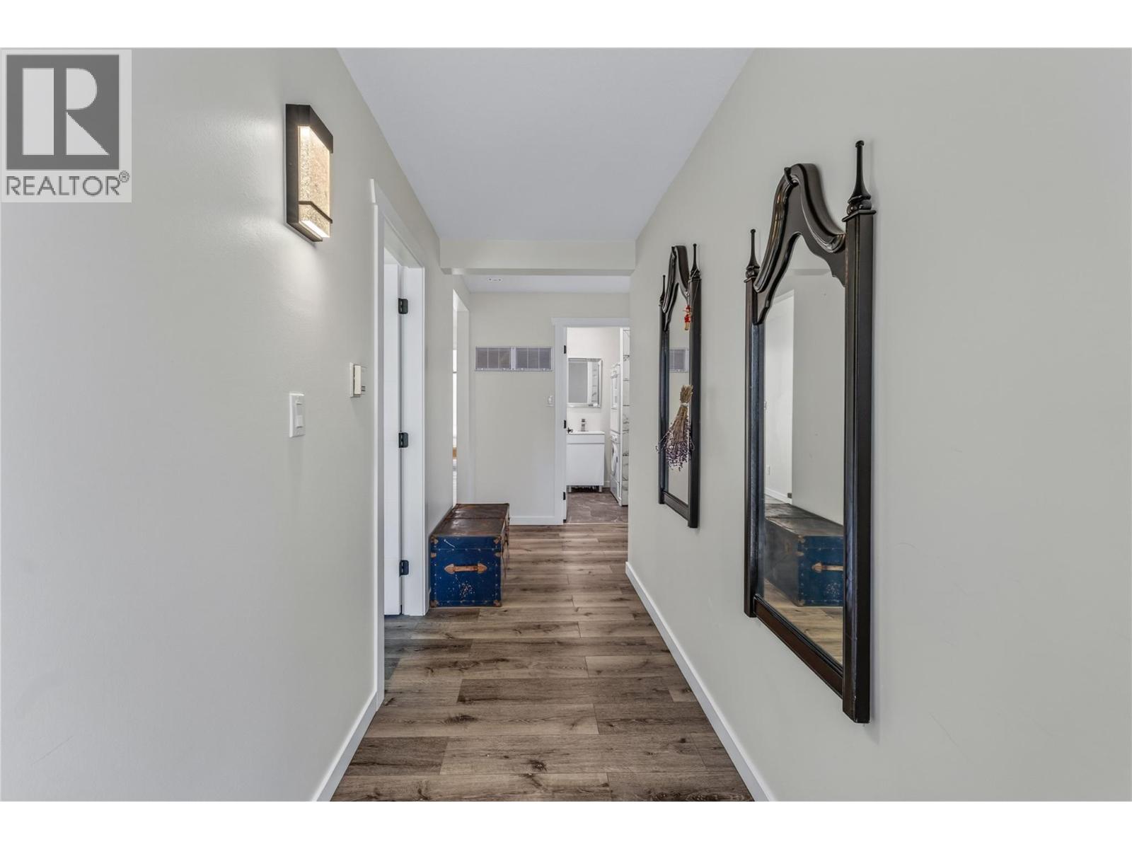 675 Robinson Avenue - 32