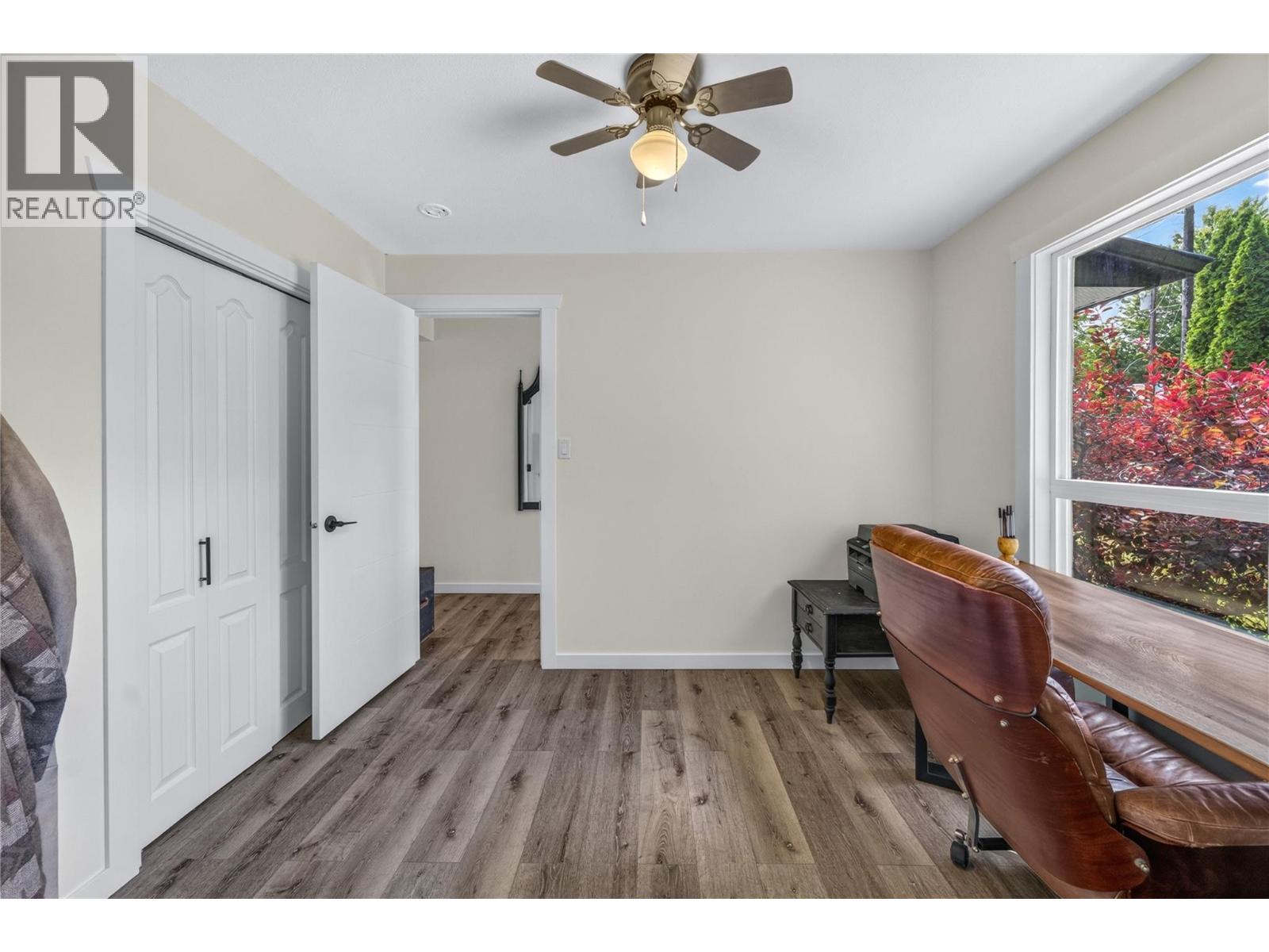 675 Robinson Avenue - 28