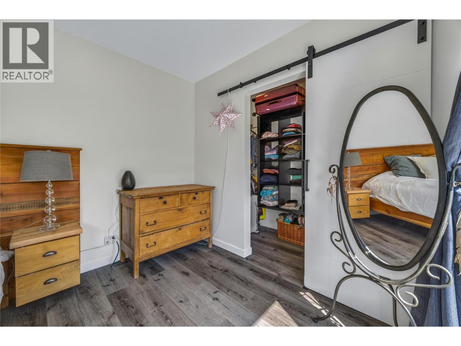 675 Robinson Avenue - 22