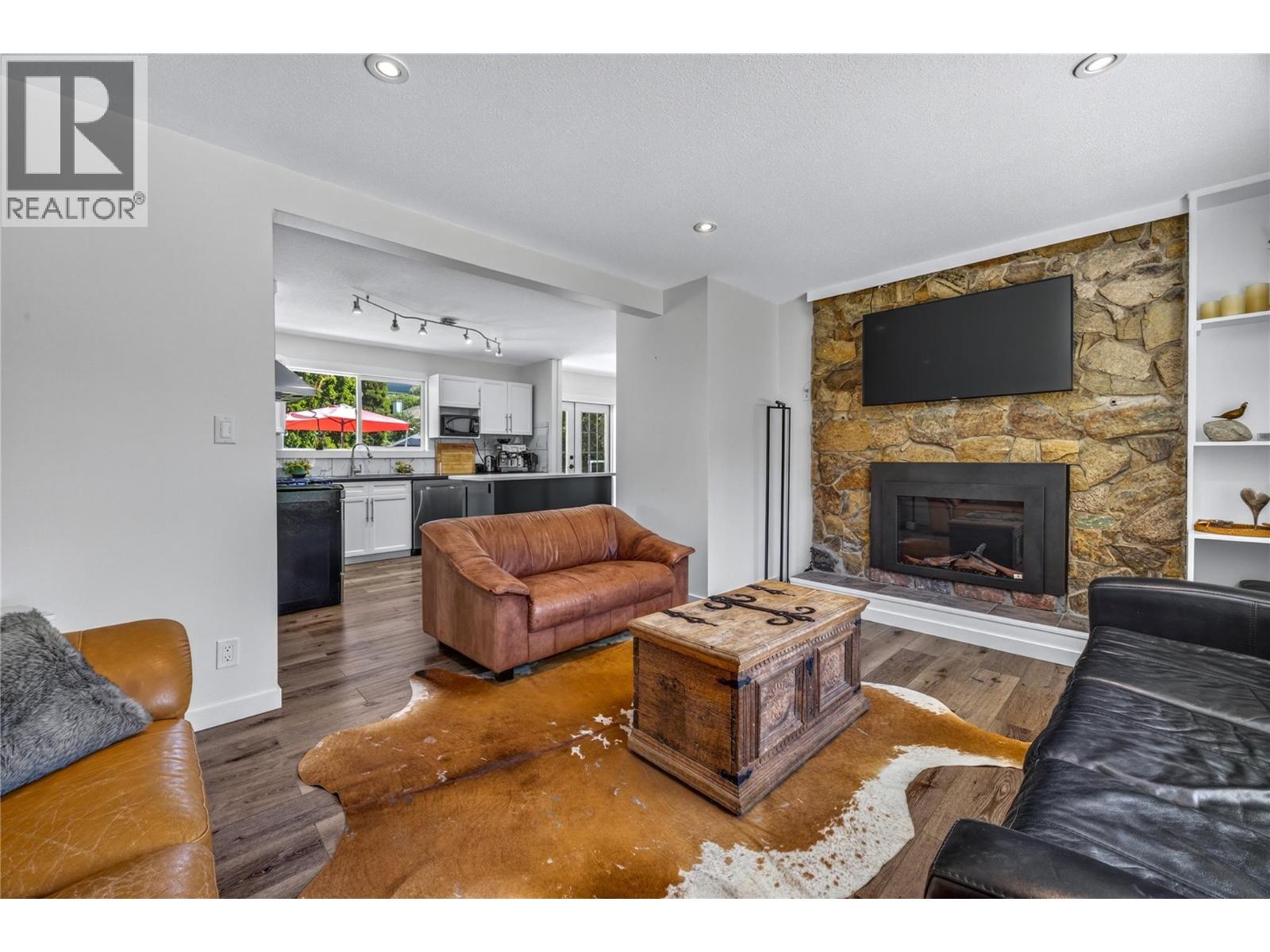 675 Robinson Avenue - 14
