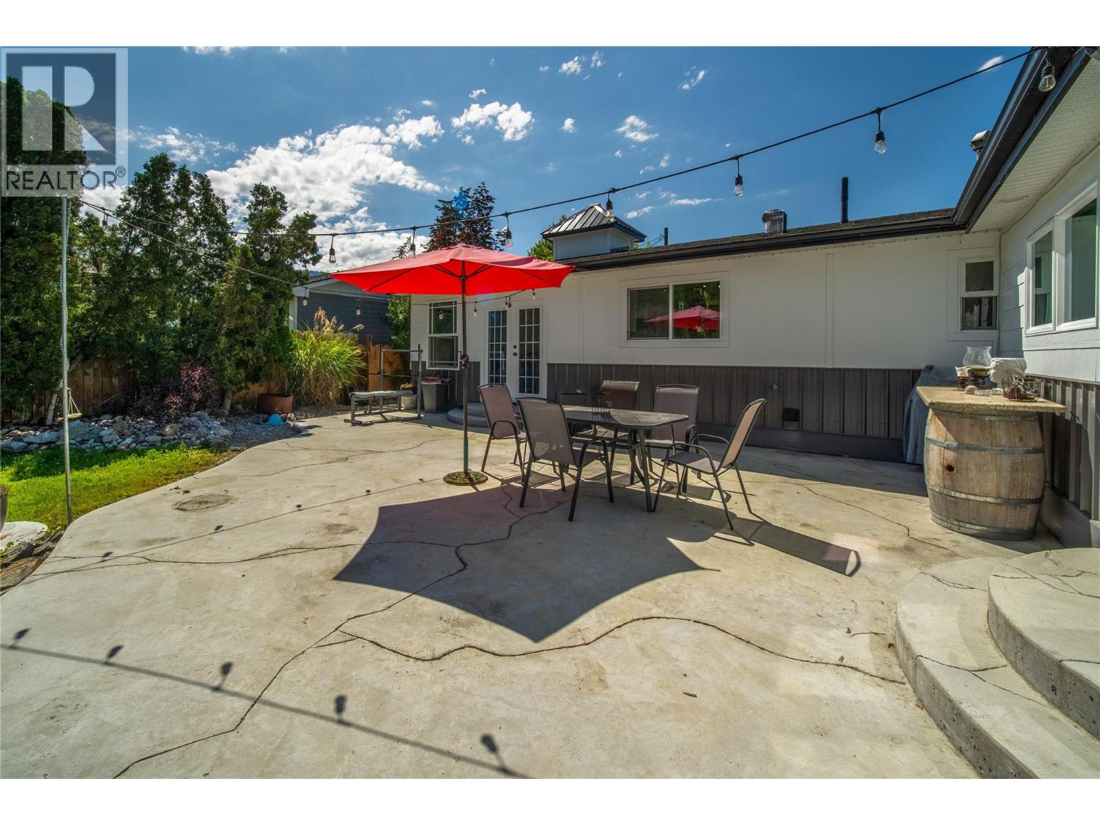 675 Robinson Avenue - 16