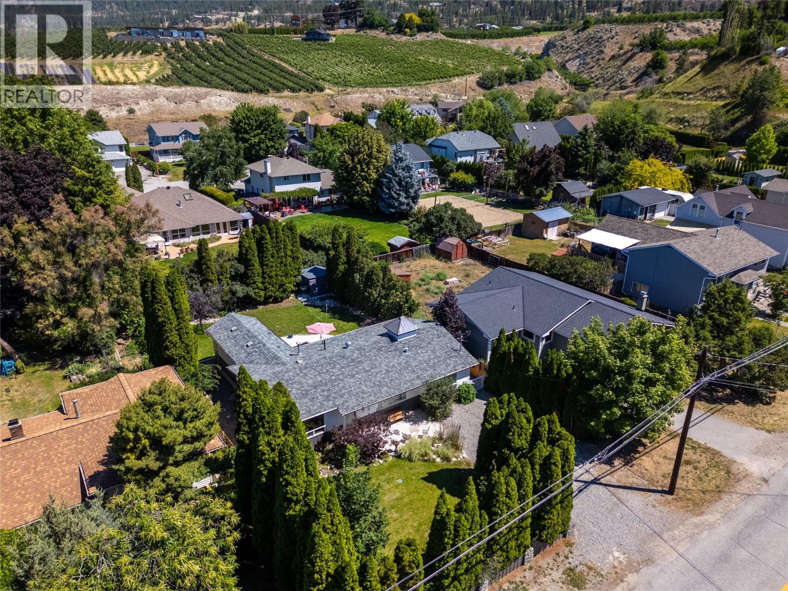 675 Robinson Avenue - 39