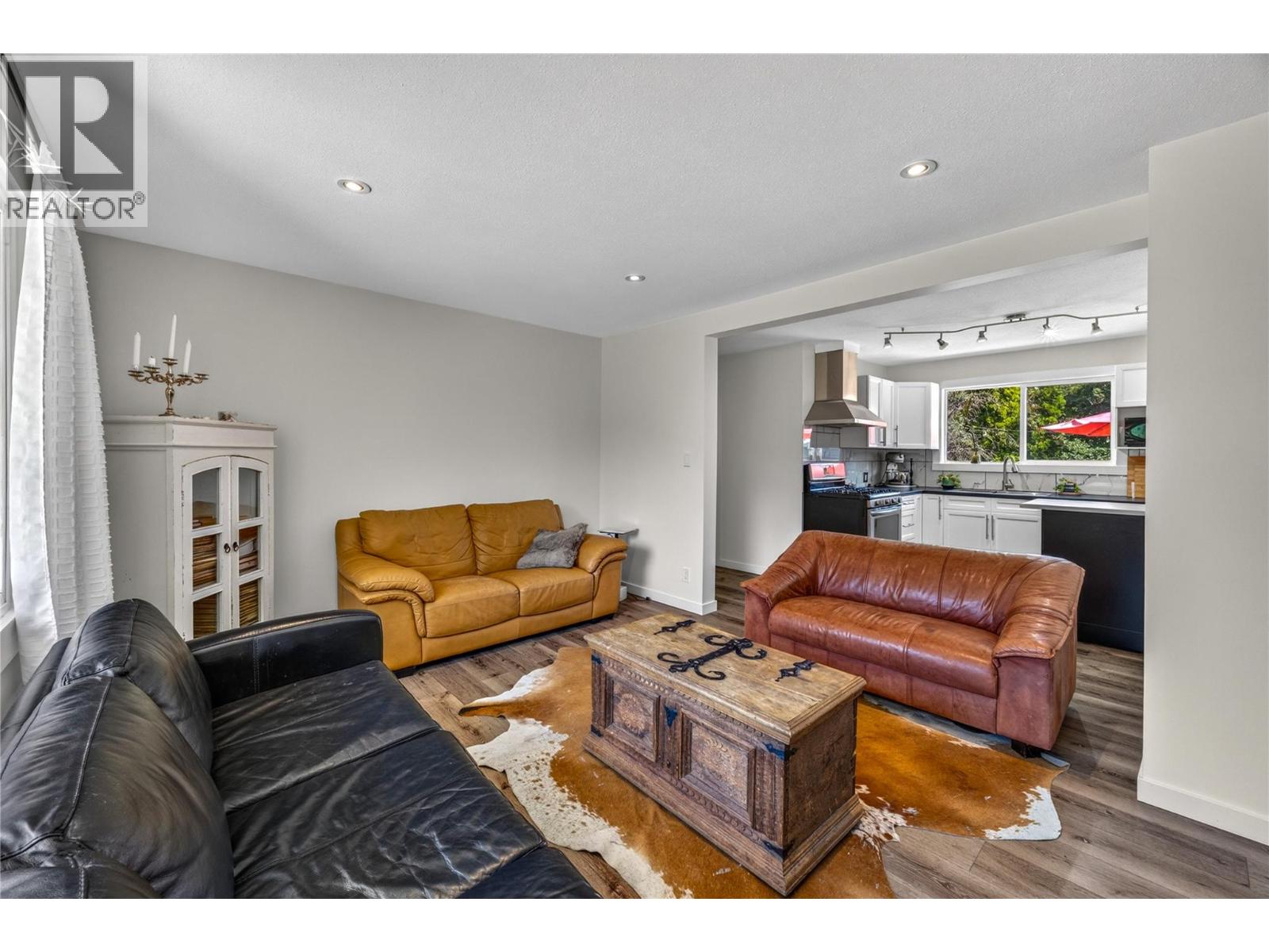 675 Robinson Avenue - 15