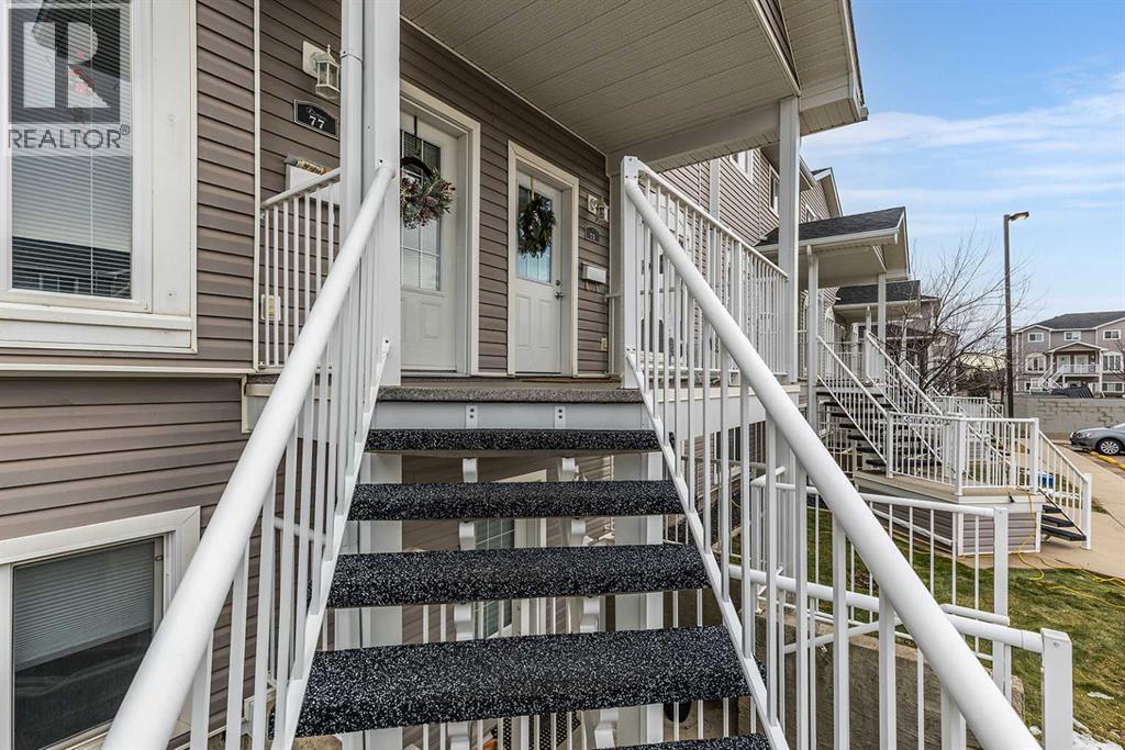 75 Somerset Lane SE - photo 5