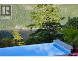 3979 Goldstream Heights Dr, Shawnigan Lake, BC V8H2J1 Photo 32