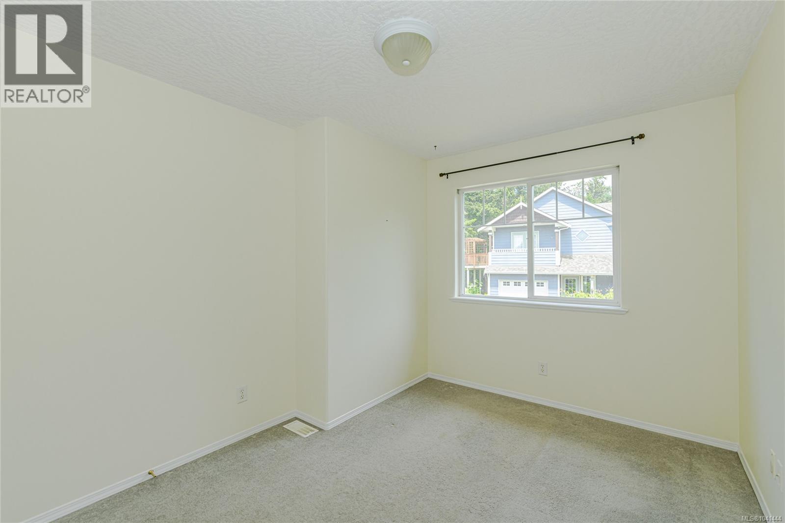 2680 Millpond Terr - Image 25