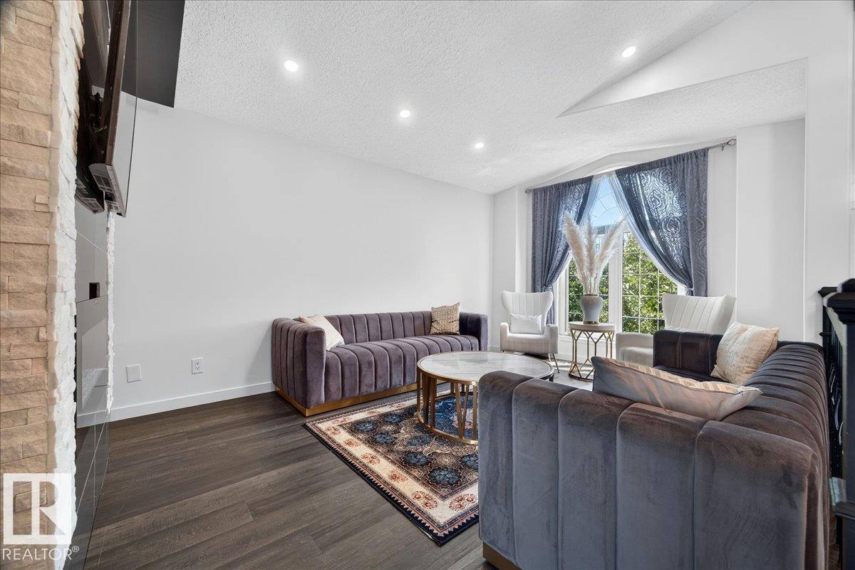 5120 157 AV NW - 11