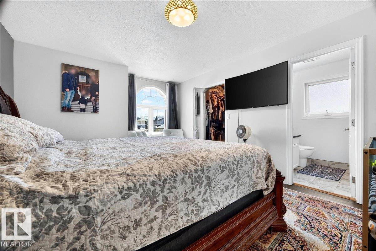5120 157 AV NW - 28