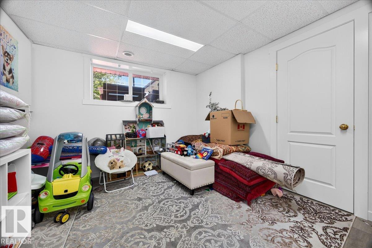 5120 157 AV NW - 44