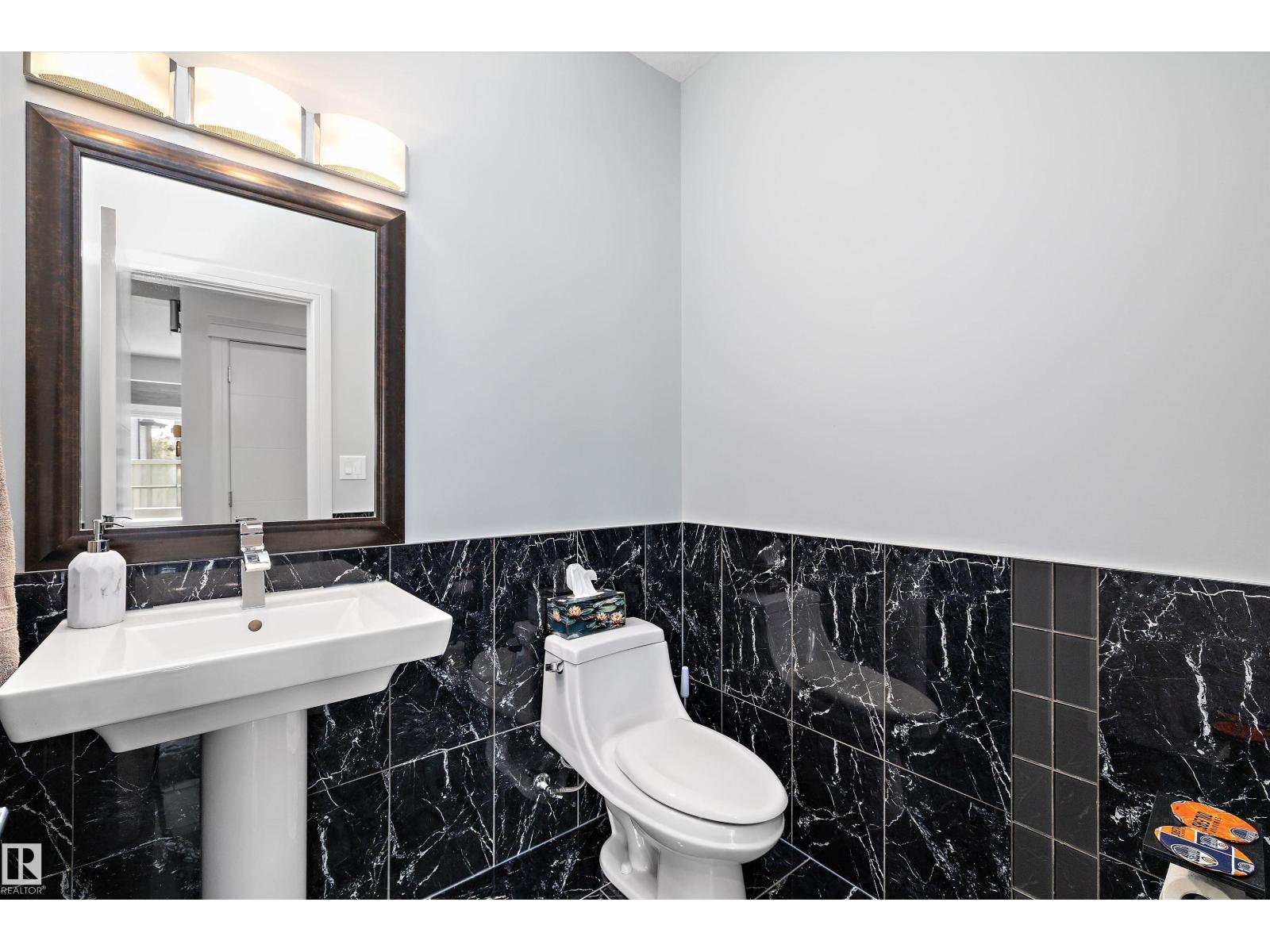 2435 ASHCRAFT CR SW - 22
