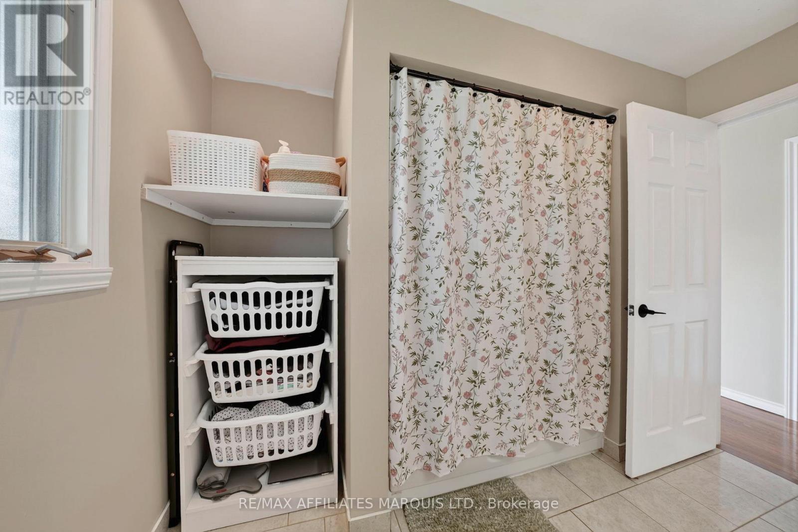 824 ALICE STREET - 17