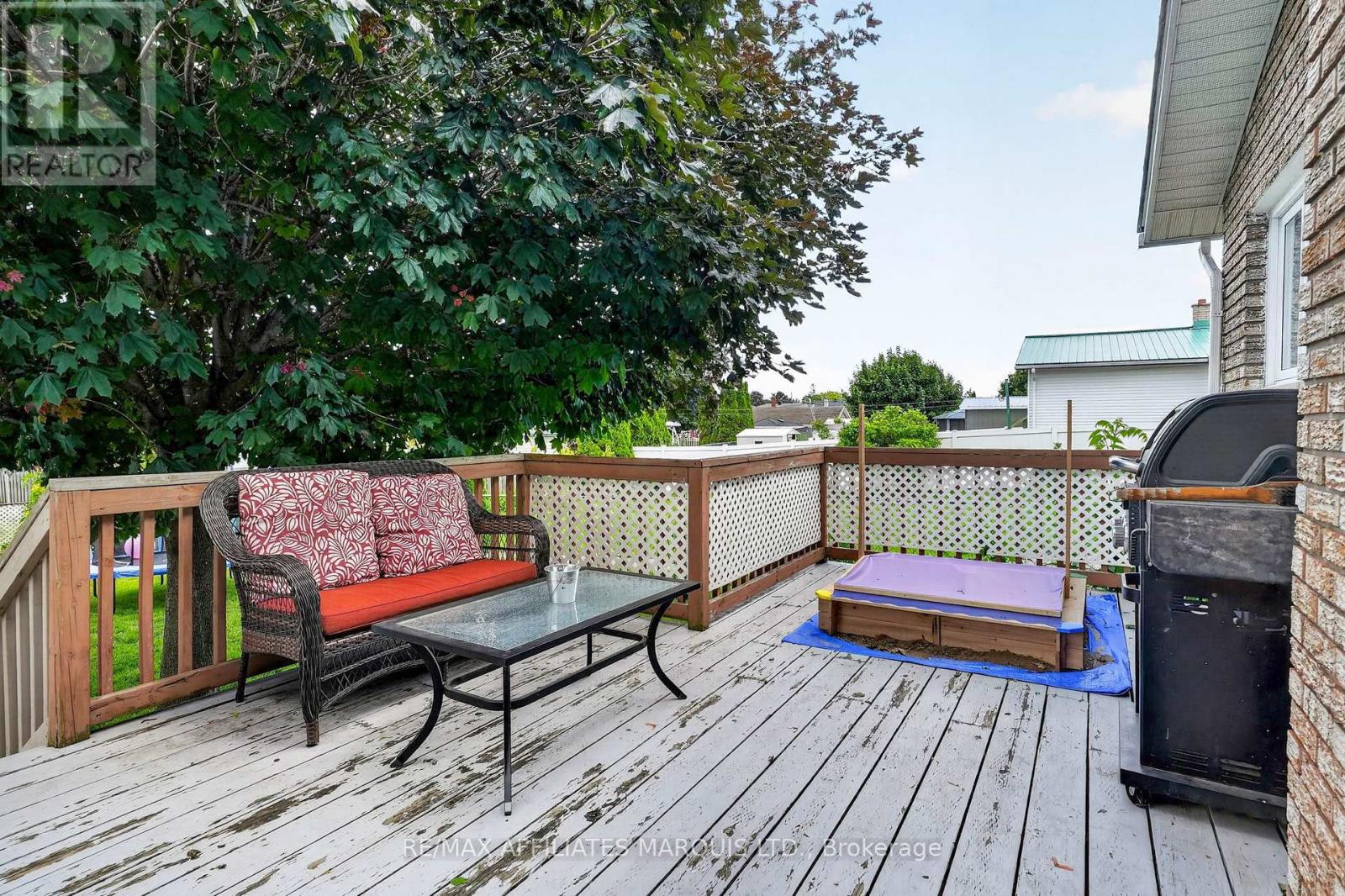 824 ALICE STREET - 35